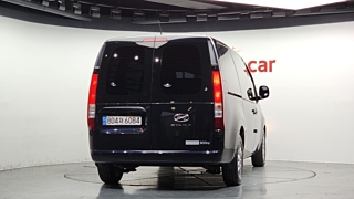 HYUNDAI STARIA 2023