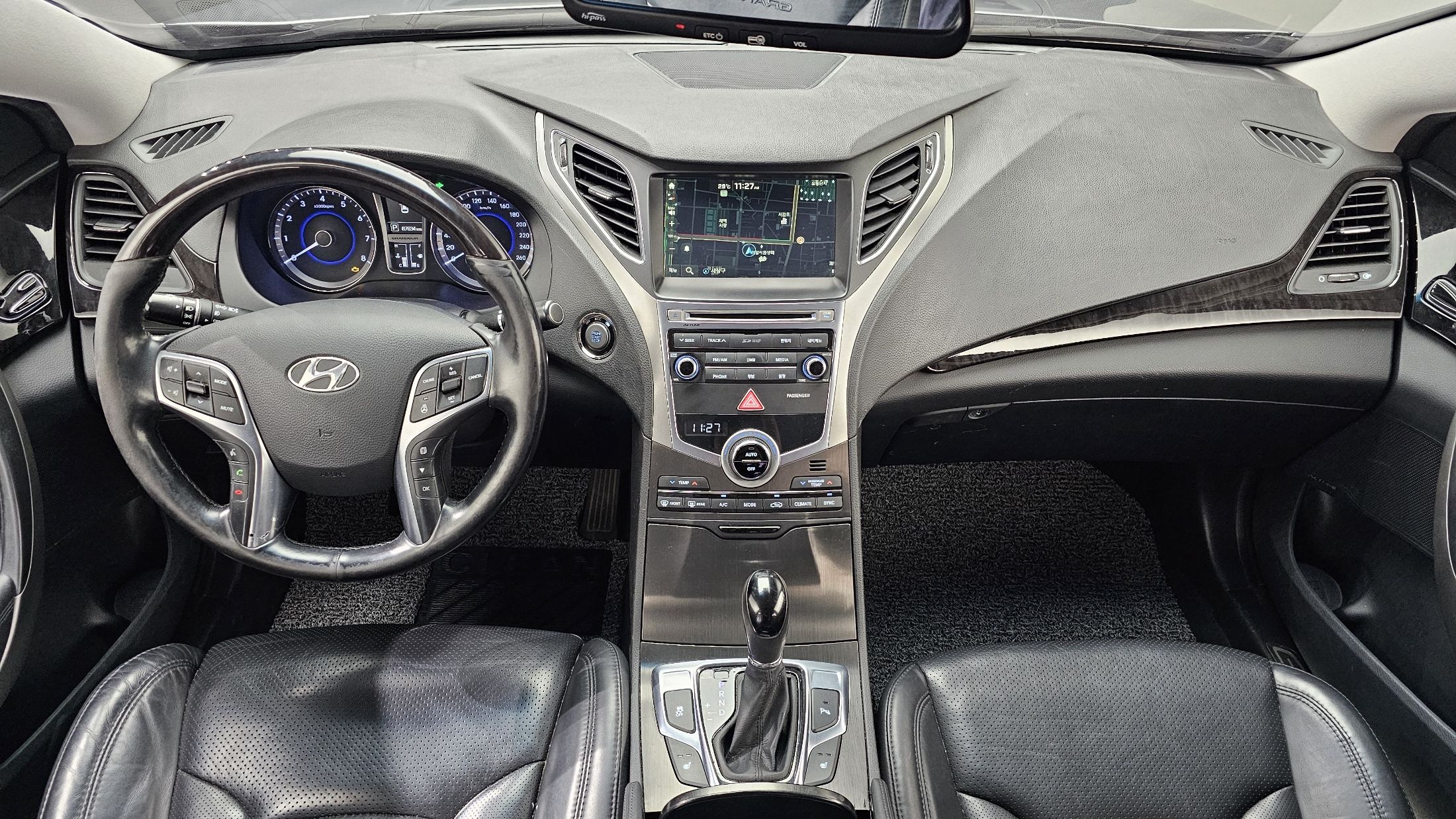 HYUNDAI GRANDEUR HG 2014
