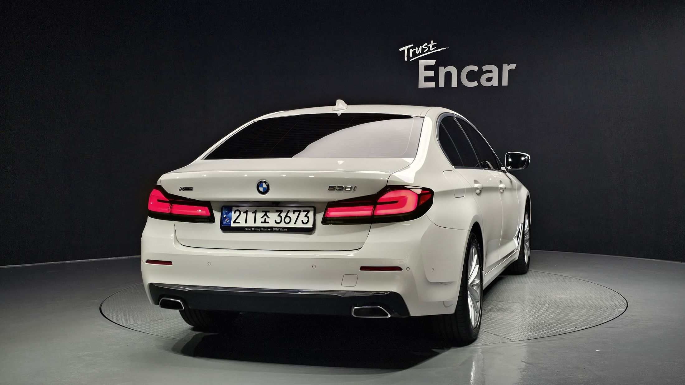 BMW 5-SERIES G30 2021