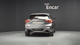 INFINITI Q30  2.0 Sport 2019