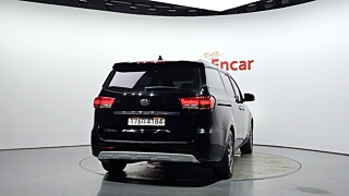 KIA CARNIVAL 2018