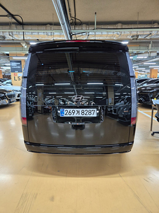 HYUNDAI STARIA 2025