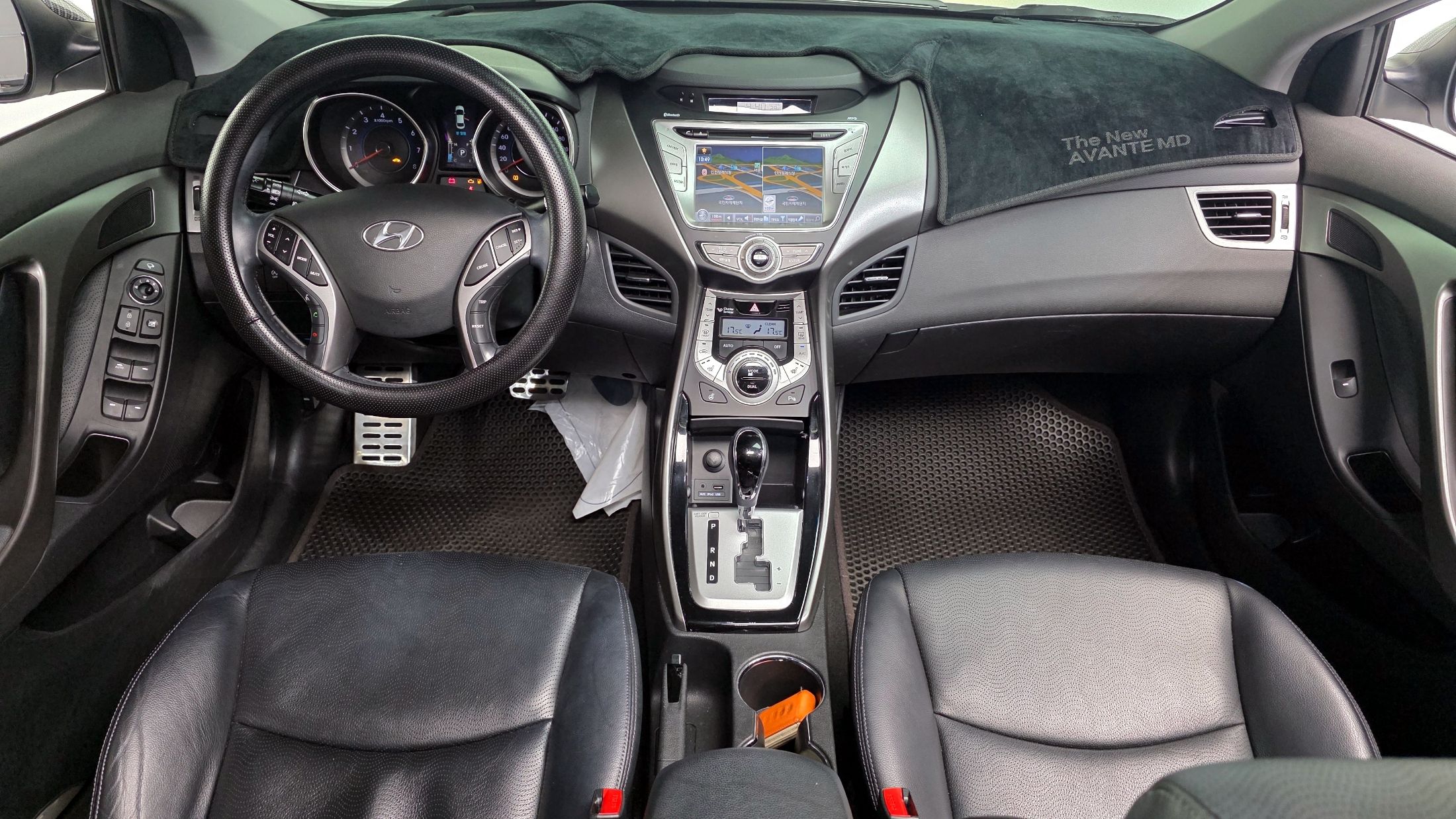 HYUNDAI AVANTE MD 2011