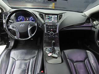 HYUNDAI GRANDEUR HG 2016