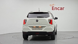 SSANGYONG TIVOLI VERY NEW 2021
