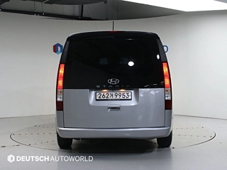 HYUNDAI STARIA  Tourer 9 Seater 2021