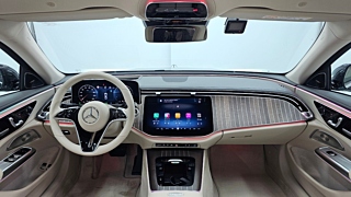 MERCEDES BENZ E-CLASS W214  E350e 4MATIC 2025