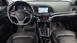 HYUNDAI AVANTE AD 2017