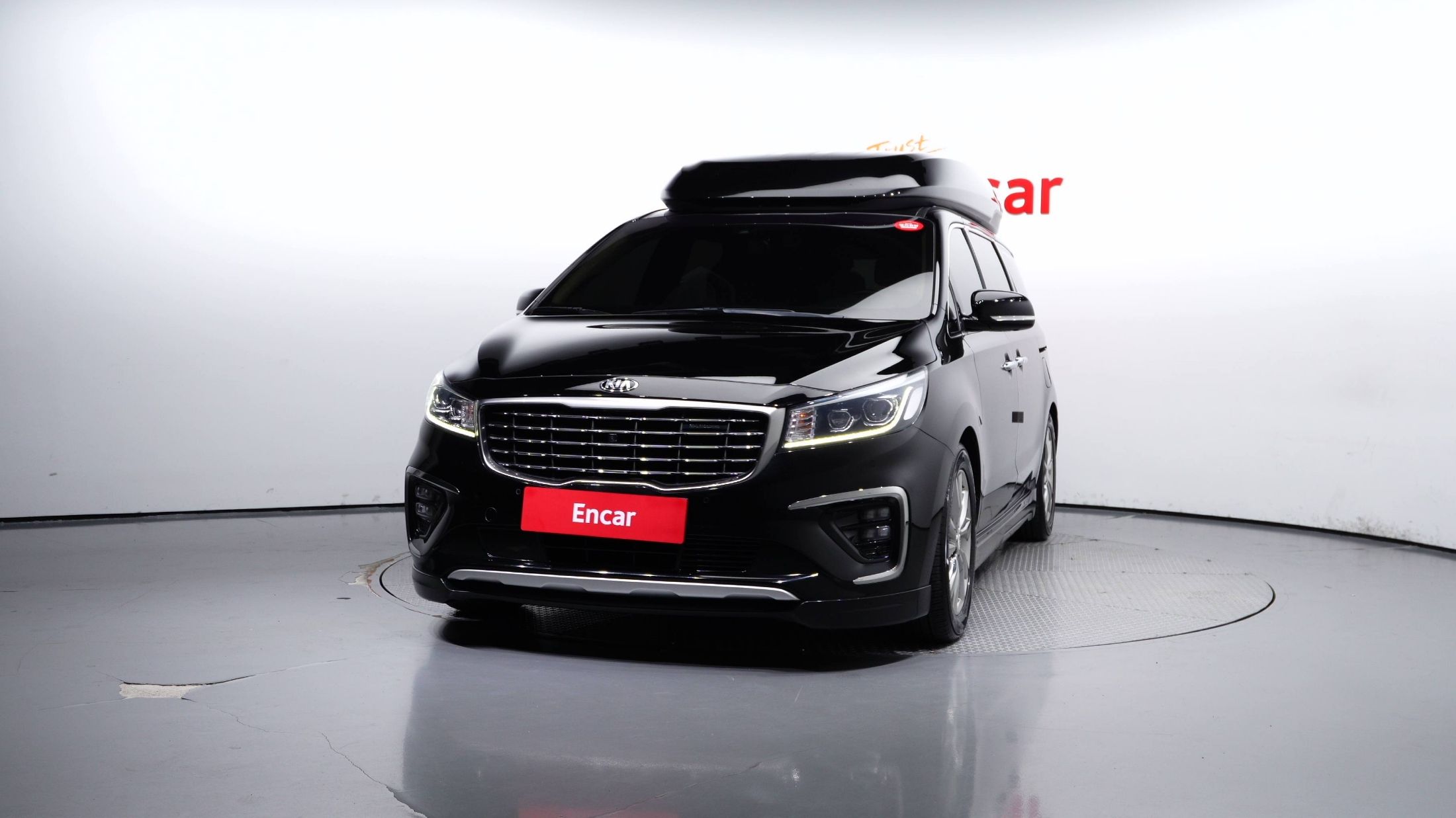 KIA CARNIVAL 2019
