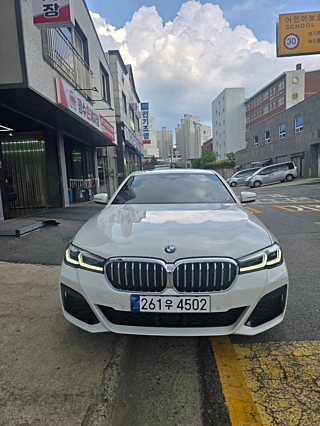 BMW 5-SERIES G30 2021