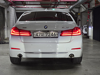 BMW 5-SERIES G30 2018