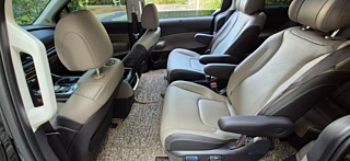 KIA CARNIVAL 2024