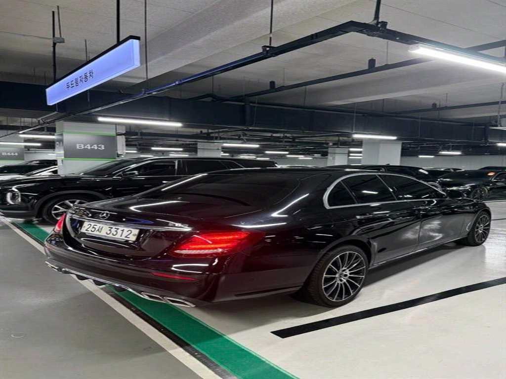 MERCEDES BENZ E-CLASS W213 2018