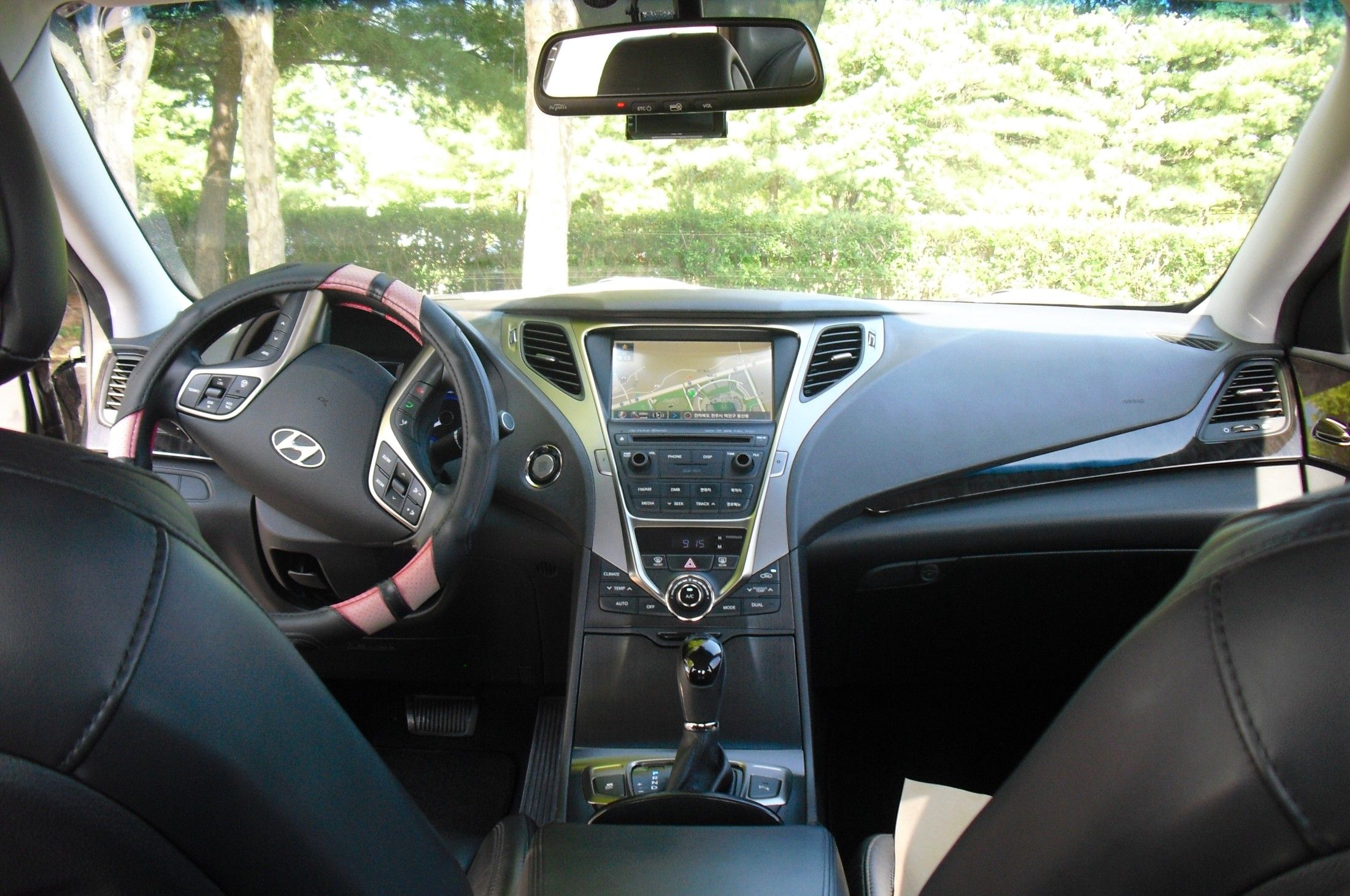 HYUNDAI GRANDEUR HG 2014