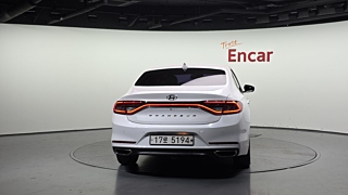 HYUNDAI GRANDEUR IG 2017