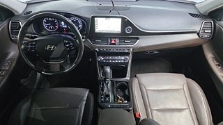 HYUNDAI GRANDEUR IG 2017