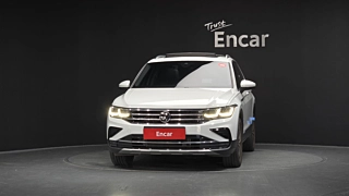 VOLKSWAGEN TIGUAN  2021