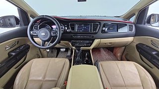 KIA CARNIVAL 2017