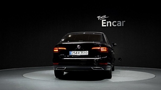 VOLKSWAGEN JETTA 2020