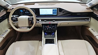 HYUNDAI GRANDEUR HYBRID GN7 2023