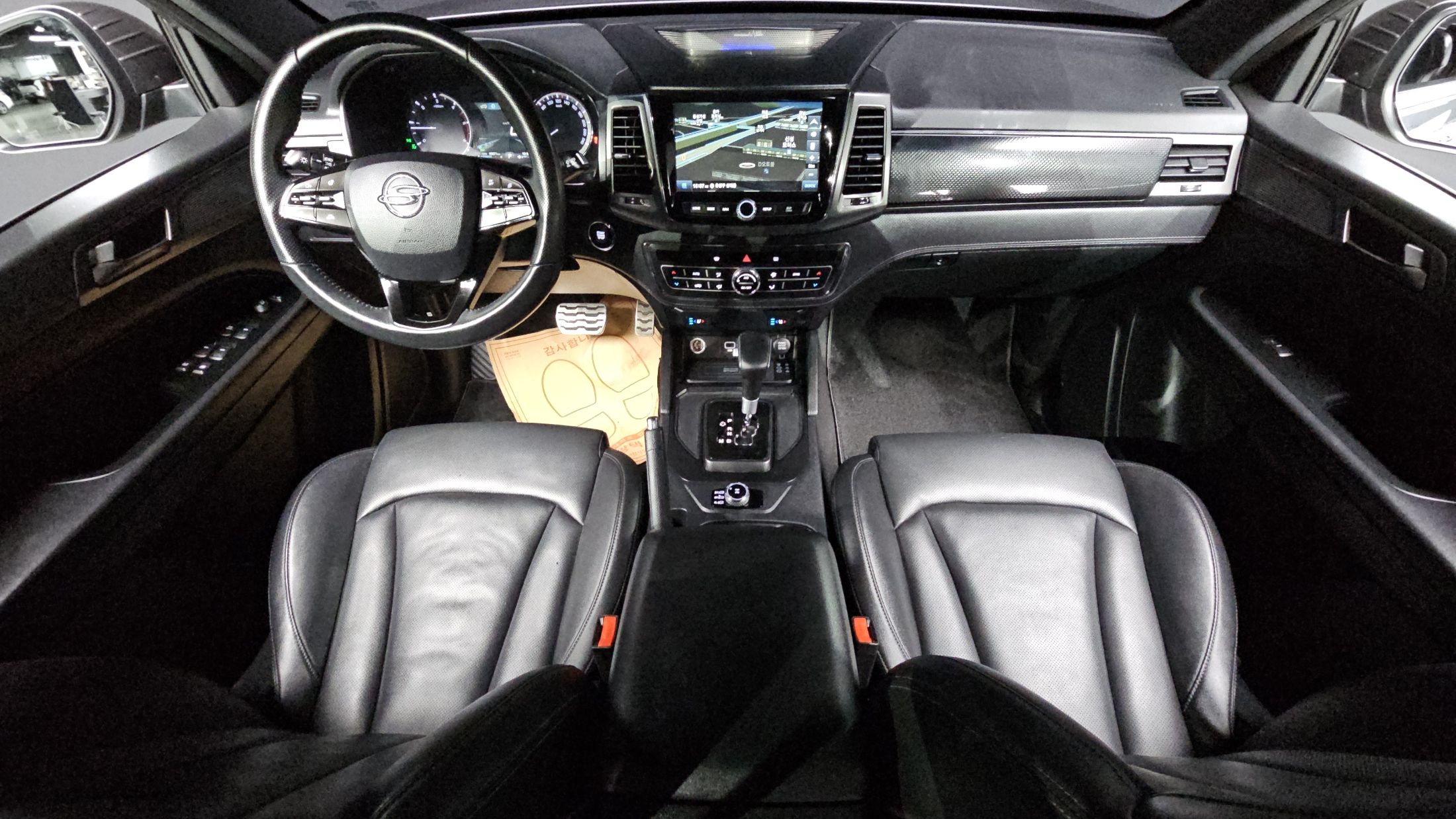 SSANGYONG REXTON SPORTS CAR 2021