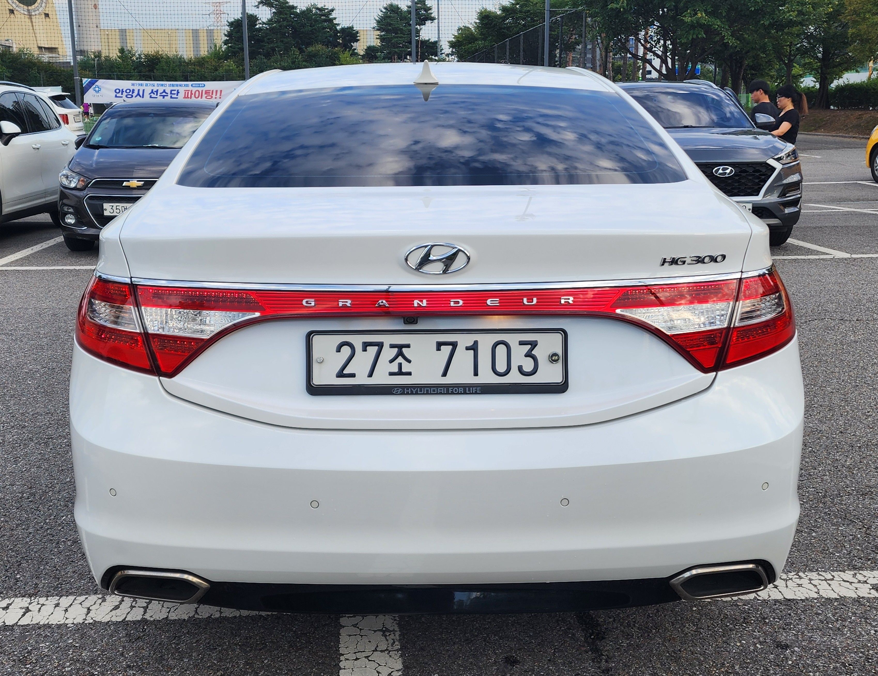 HYUNDAI GRANDEUR HG 2014