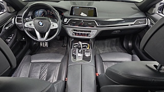 BMW 7-SERIES G11 2017