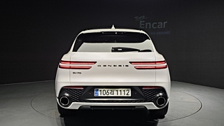 GENESIS GV70 2023