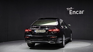 MERCEDES BENZ E-CLASS W213 2021