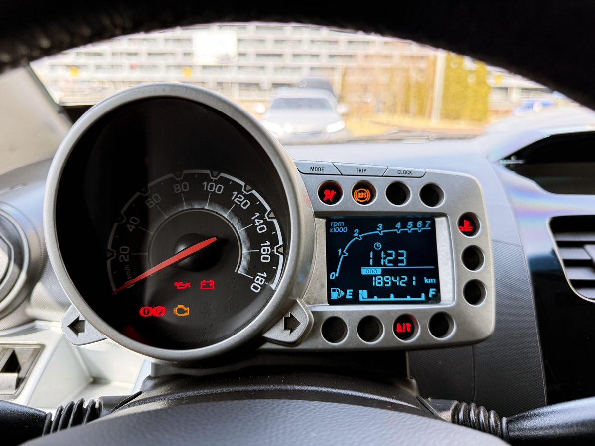 DAEWOO SPARK 2012