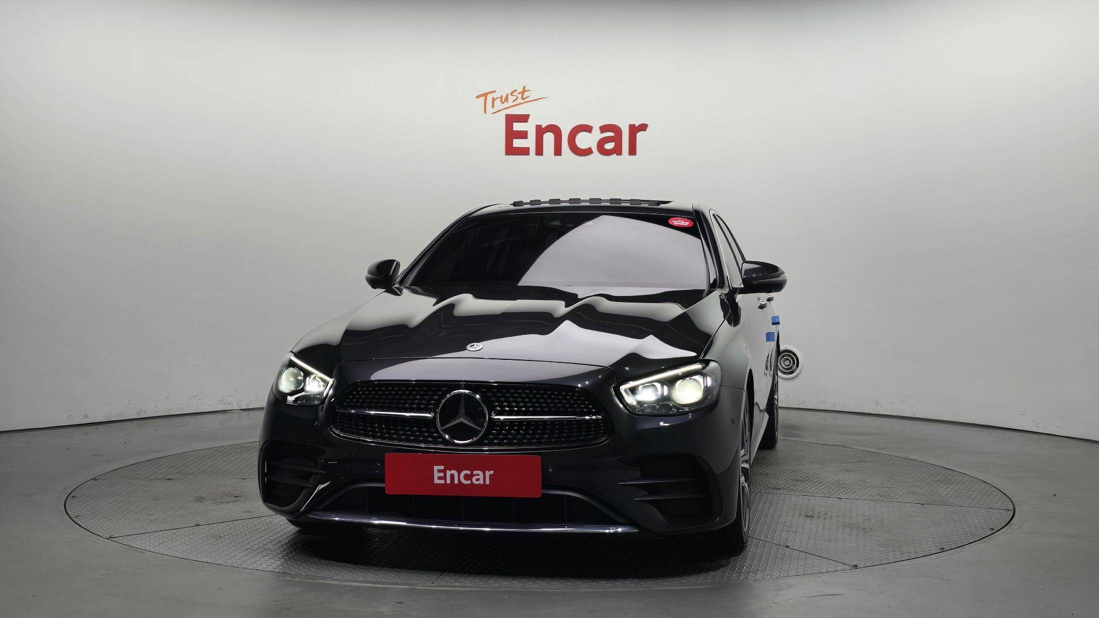 MERCEDES BENZ E-CLASS W213 2021