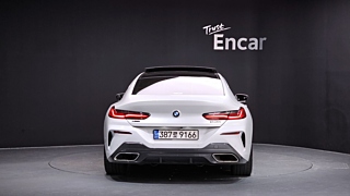 BMW 8-SERIES G15 2020