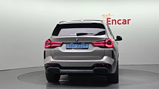 BMW IX3 2024