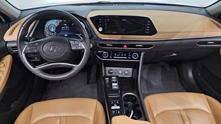 HYUNDAI SONATA DN8 2019