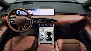 GENESIS GV70 2024