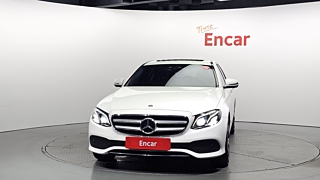 MERCEDES BENZ E-CLASS W213 2017