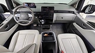 HYUNDAI STARIA 2023