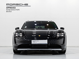 PORSCHE TAYCAN 2023