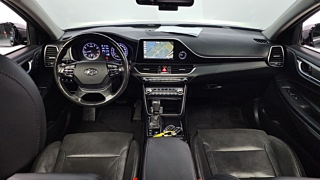 HYUNDAI GRANDEUR IG 2016