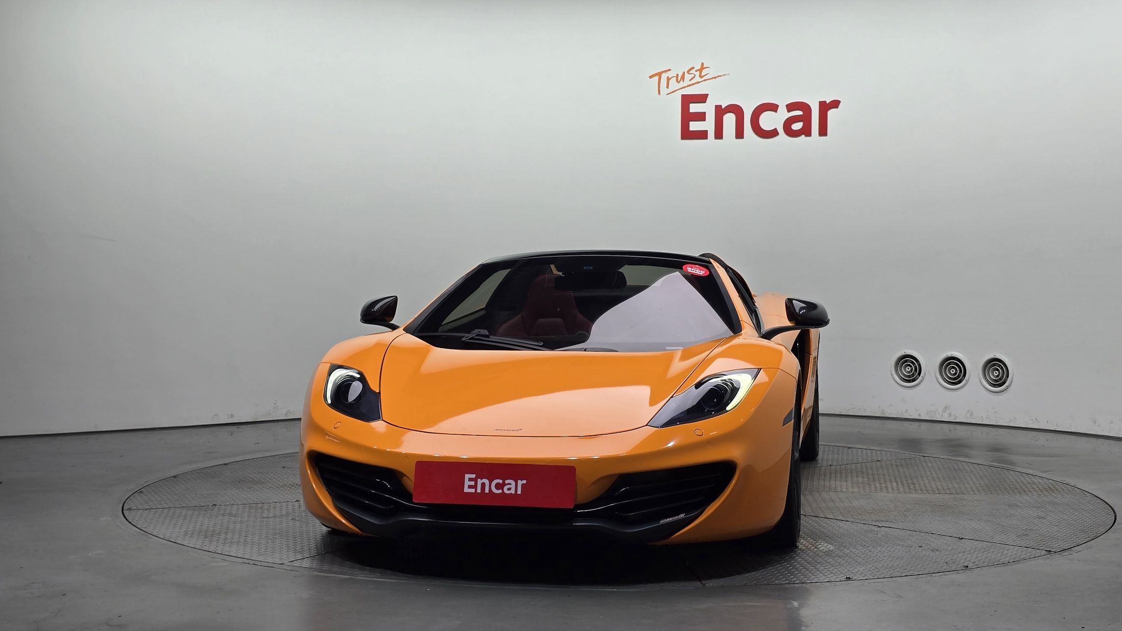 MCLAREN MP4-12C 2013