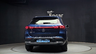MERCEDES BENZ EQA H243 2021