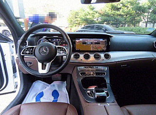 MERCEDES BENZ E-CLASS W213 2020