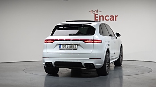 PORSCHE CAYENNE PO536 2020