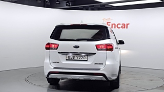 KIA CARNIVAL 2017