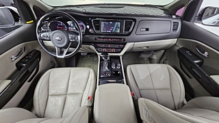 KIA CARNIVAL 2017