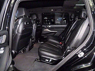 BMW X7 G07 2024
