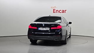 BMW 5-SERIES G30 2022