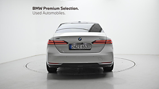 BMW 5-SERIES G60 2024