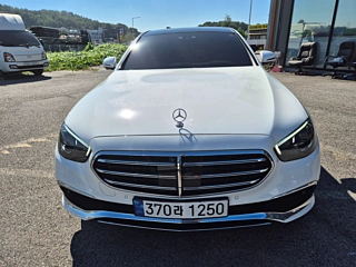 MERCEDES BENZ E-CLASS W213 2023