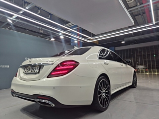 MERCEDES BENZ S-CLASS W222 2018